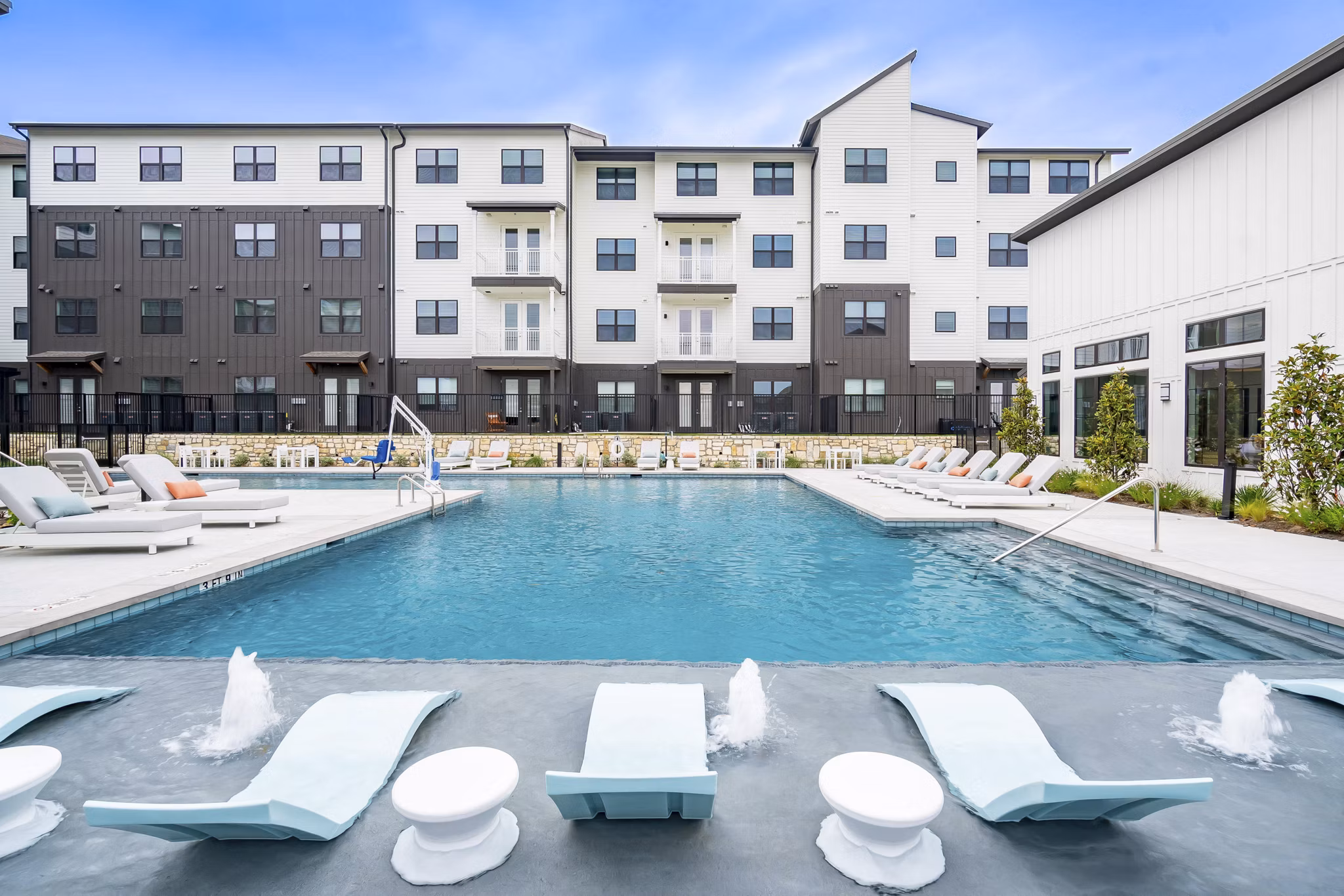 Property images of Citizen House Blue Bluff